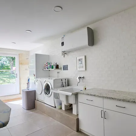 Family House 15min From St Emilion
