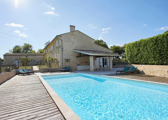Family House 15min From St Emilion *